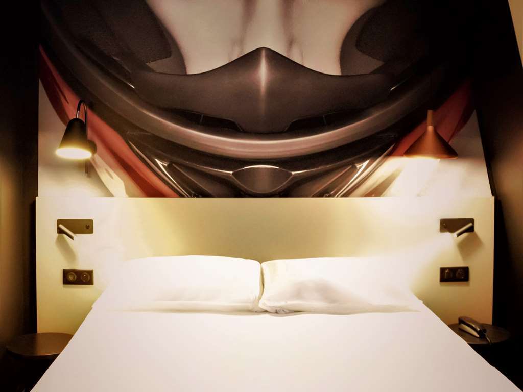 Ibis Centre Gare Nord Hotel 3*